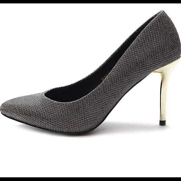 🎉🎇❄️NWT Bronze NightOut Heels🎊🔥 - Picture 4 of 8